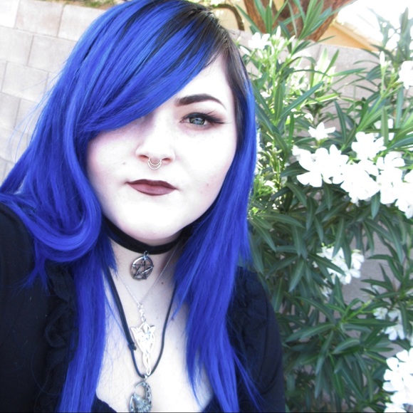 Meet your Posher, Rae - Picture 2 of 11